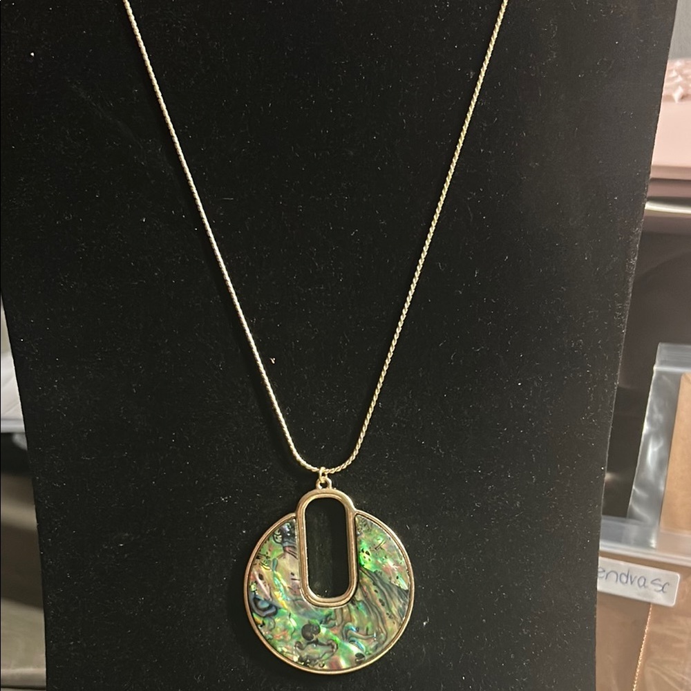 Elegant Gold‎ and Green Abalone Necklace